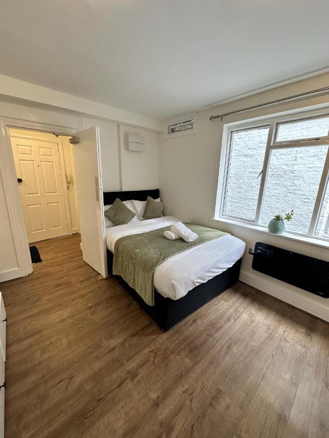 Knightsbridge Harrods Studios Londra Esterno foto